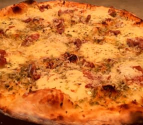 Ebbi Spes - Hvít pizza án sósu
