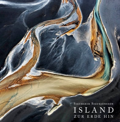 Island - zur Erde hin