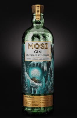 Mosi Gin / Langjökull / úr Portvíns tunnu