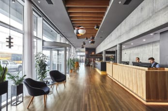 Gisting fyrir tvo með morgunverði á Miðgarður by Center Hotels