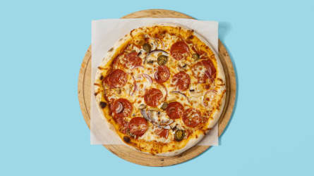 25: Pepperoni pizza