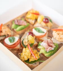 Deli blandaður bakki - lítill