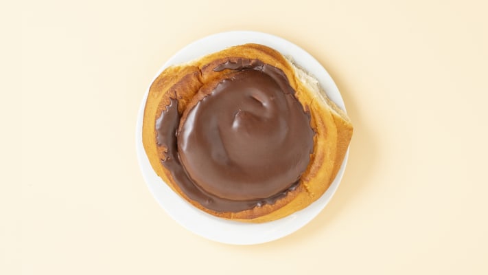 Snúður með súkkulaði glassúr