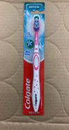 Colgate Max White Polishing Star tannbursti miðlungs, 1 stk