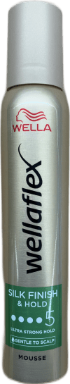 Wella Wellaflex hármússa fyrir silkimjúka áferð og mjög sterka festu 200 ml