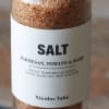 Salt með tómat, parmesan og basil