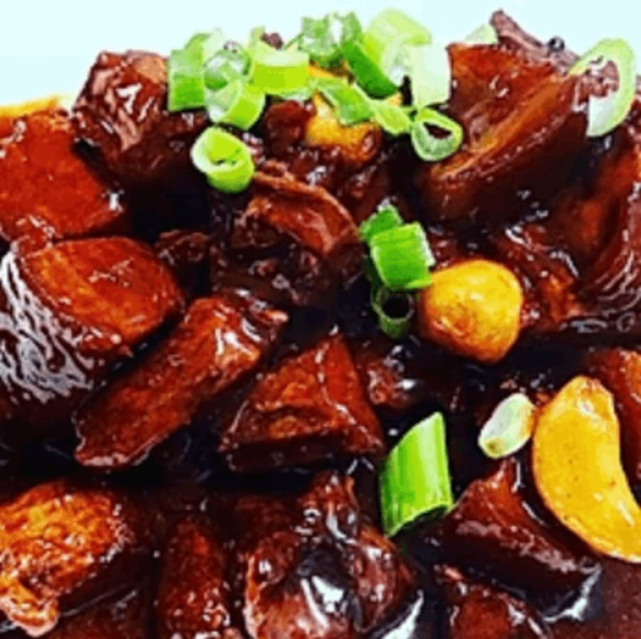 22. Hongshaorou 
