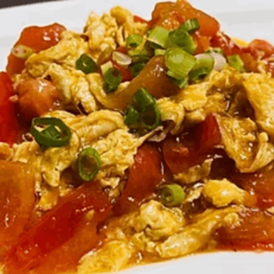37. Stir fried tomato with eggs