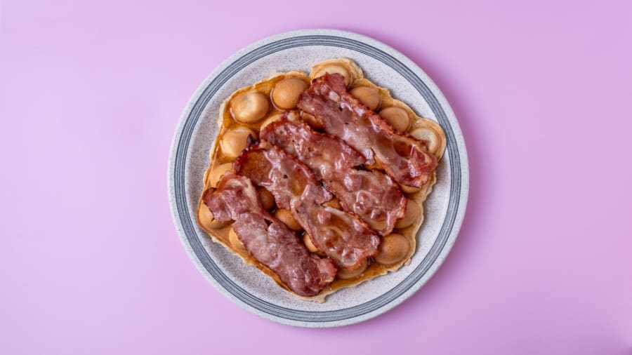 6. Fried smoked bacon and maple syrup