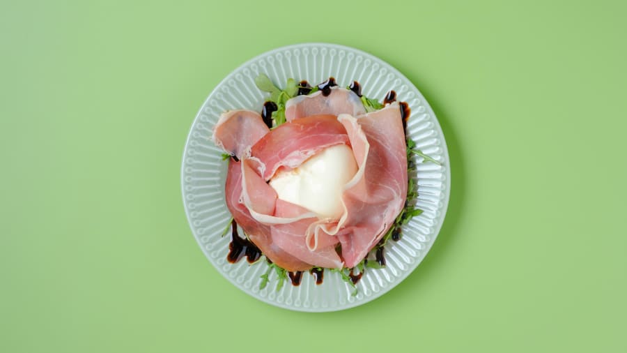 Burrata og parmaskinka
