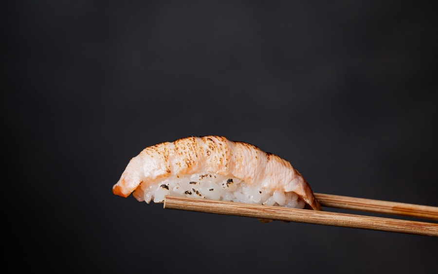 10 stk lax nigiri með teriaky