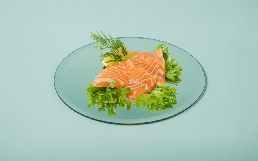 Salmon sashimi (4)