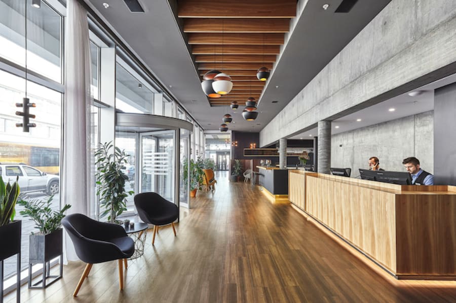 Gisting fyrir tvo með morgunverði á Miðgarður by Center Hotels