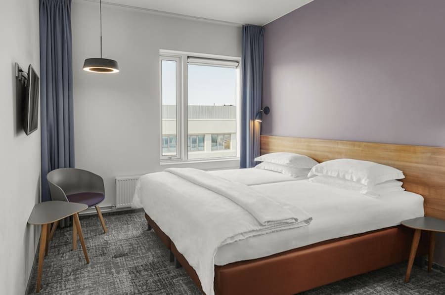 Gisting fyrir tvo með morgunverði á Miðgarður by Center Hotels