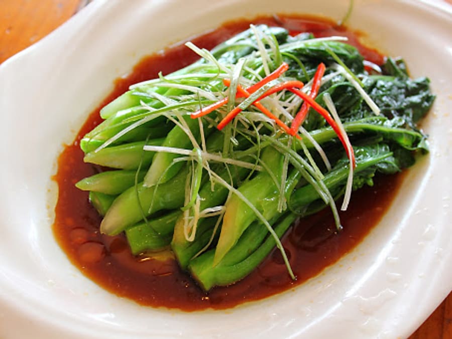 25. Pönnusteikt grænmetis vegan blanda (kungpao / hvítlauks)