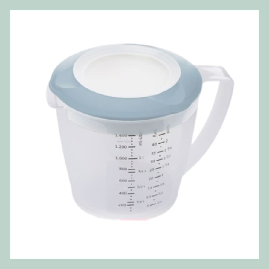 Mælikanna með loki 1,4L blá