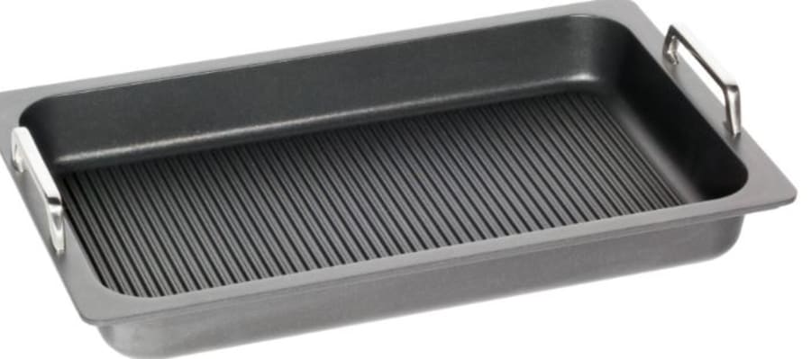 AMT Gastro 1/1 grillpanna með handföngum.