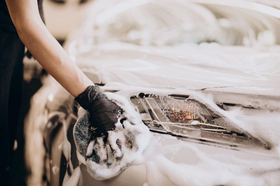 Vönduð þrif að innan og utan og bón hjá  Auto Detail