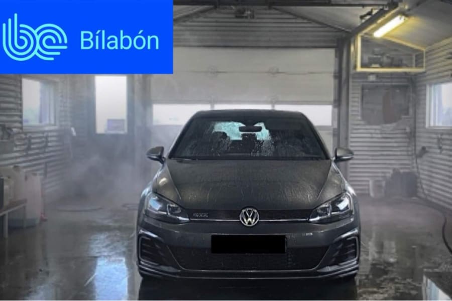 Þrif á bíl að utan ásamt bóni hjá BE bílabón í Reykjanesbæ