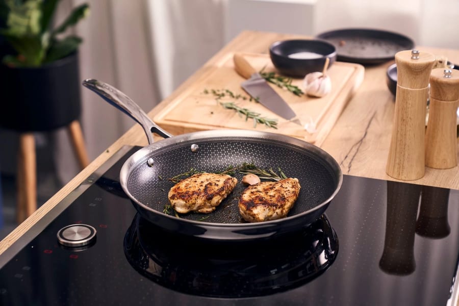 Henckels by Zwilling Paradigm panna
