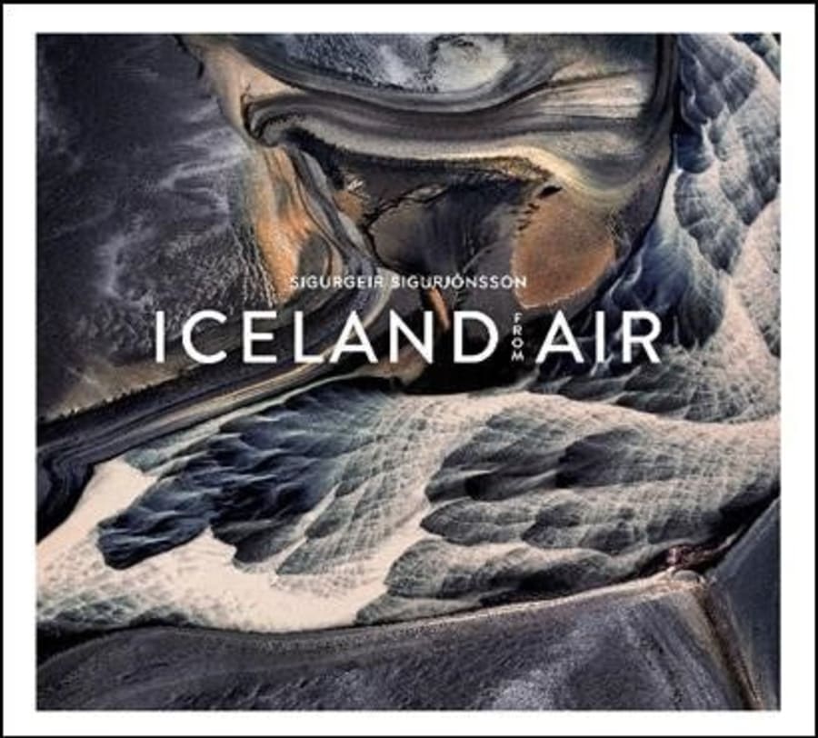 Iceland from Air - small