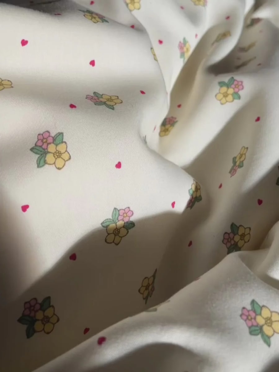 Levi sængurverasett baby- Sweetheart Petals