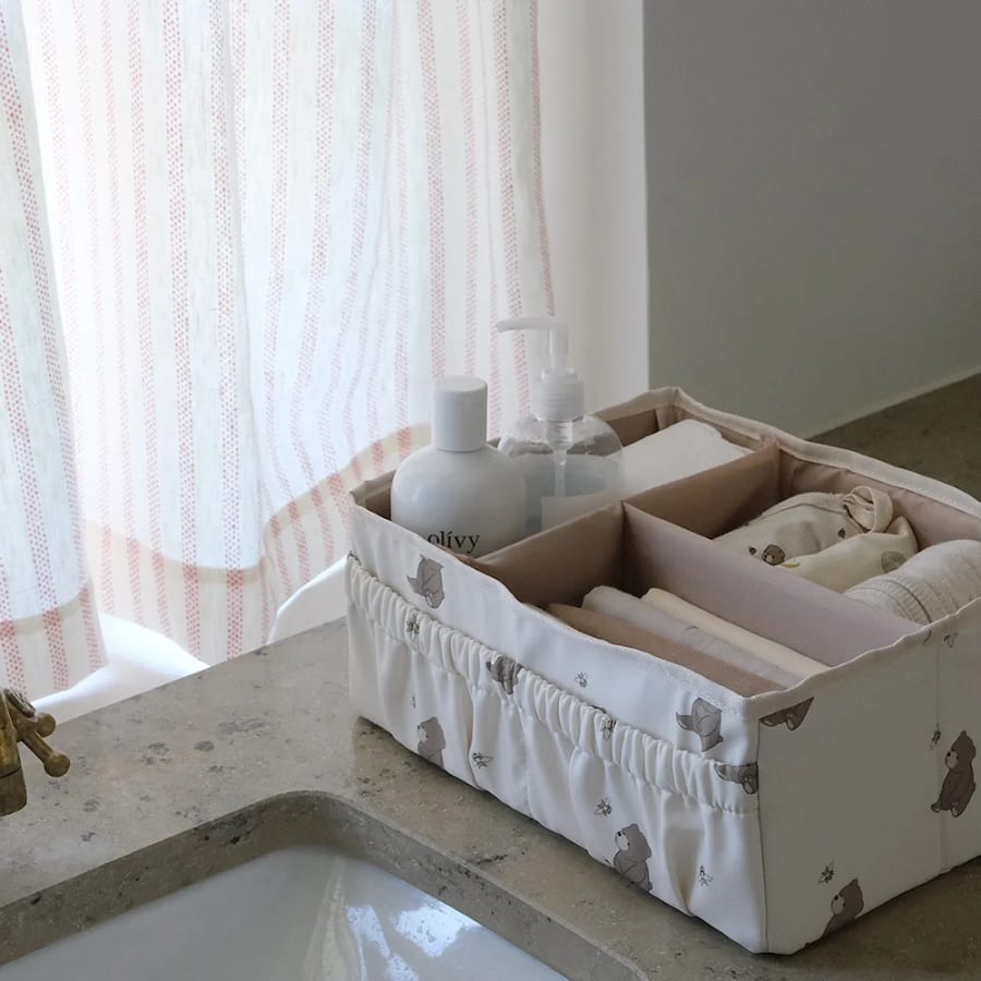 Lily Nursing organizer – Bees and bears