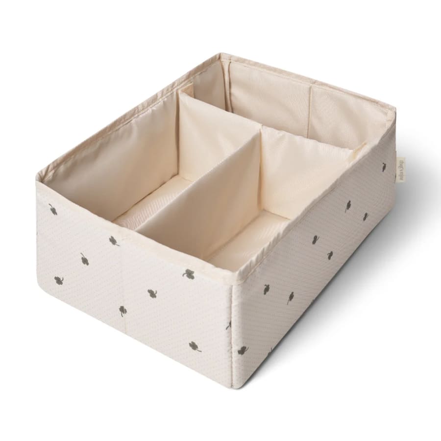 Lily nursing organizer – Specks of luck