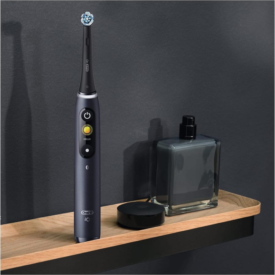 Oral B iO8-N Rafmagnstannbursti