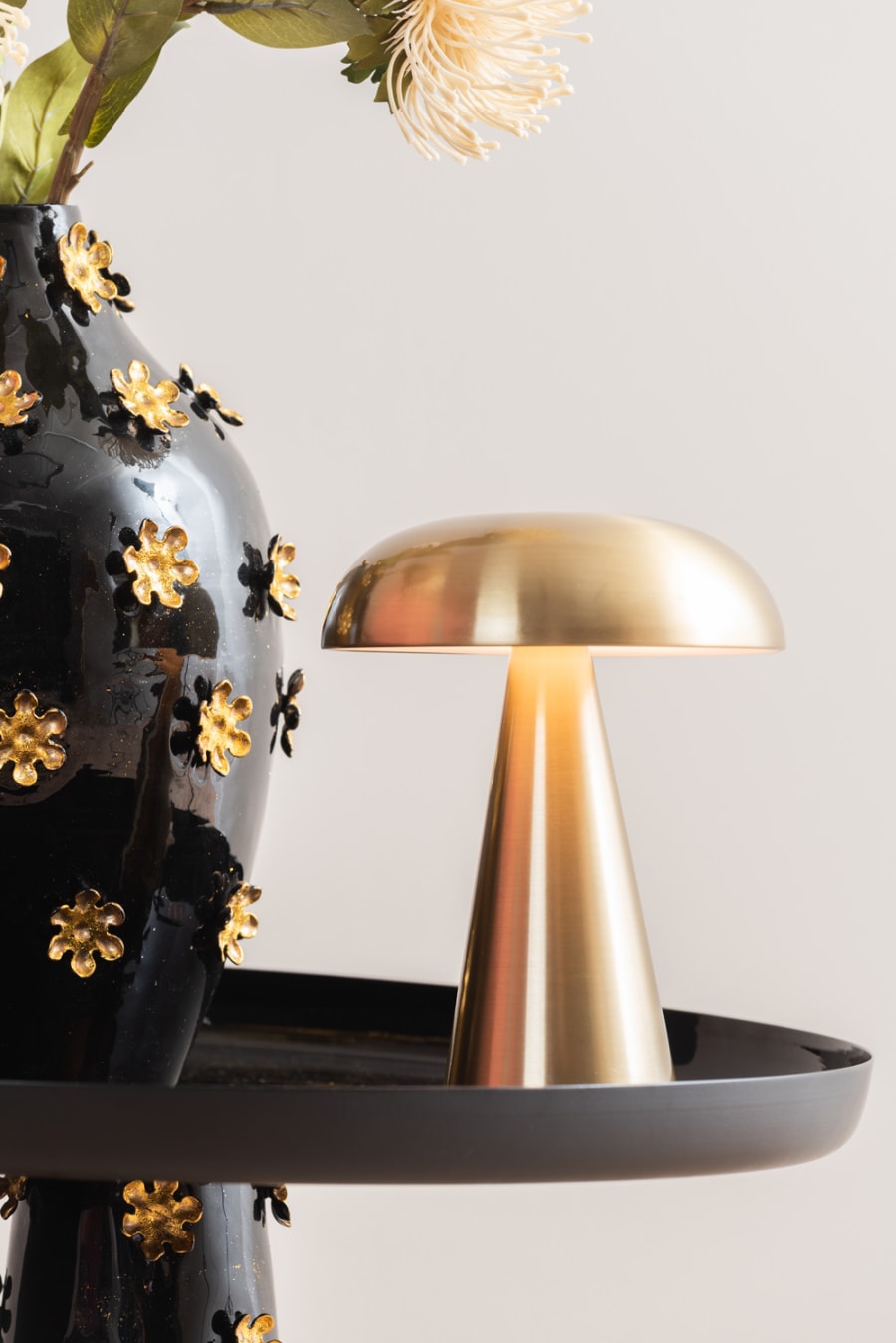 Rachel Hleðsluborðlampi Brushed Gold