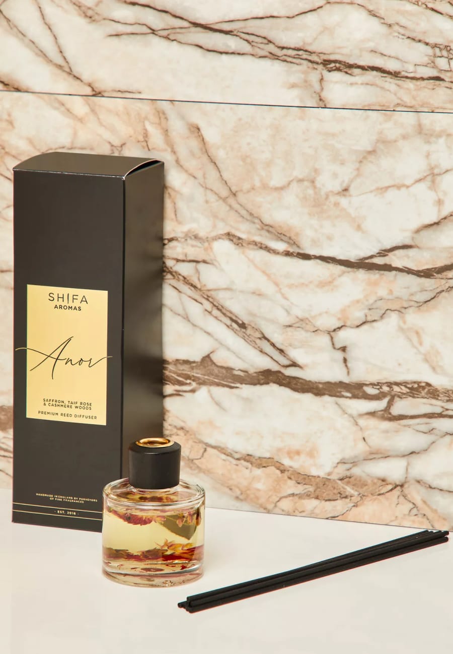 Shifa Aromas Kashgar Ilmkerti í svörtu glasi 30 cl