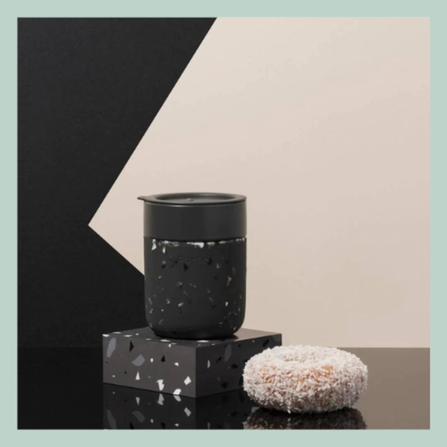 Porter kaffimál – Terrazzo Charcoal