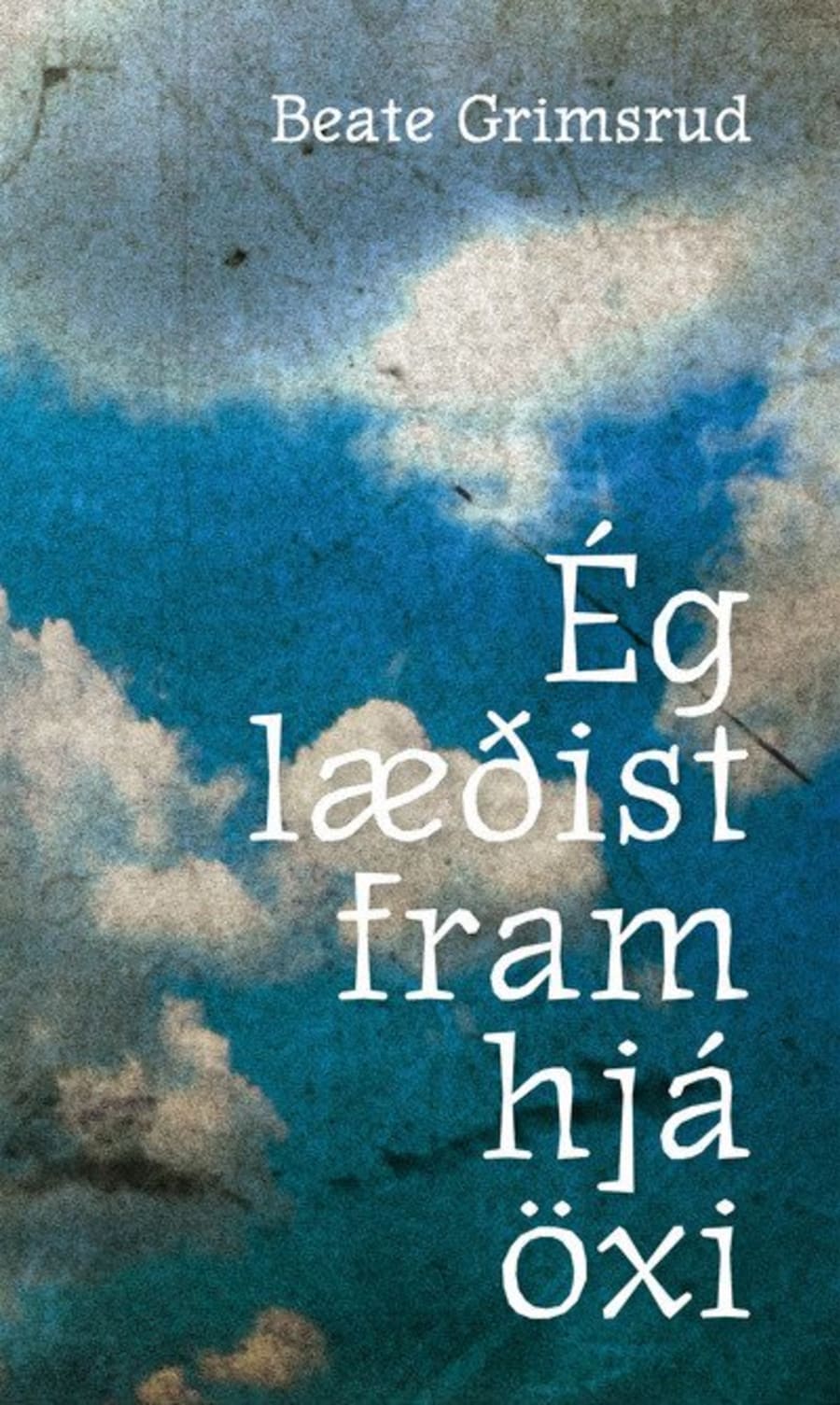 Ég læðist fram hjá öxi