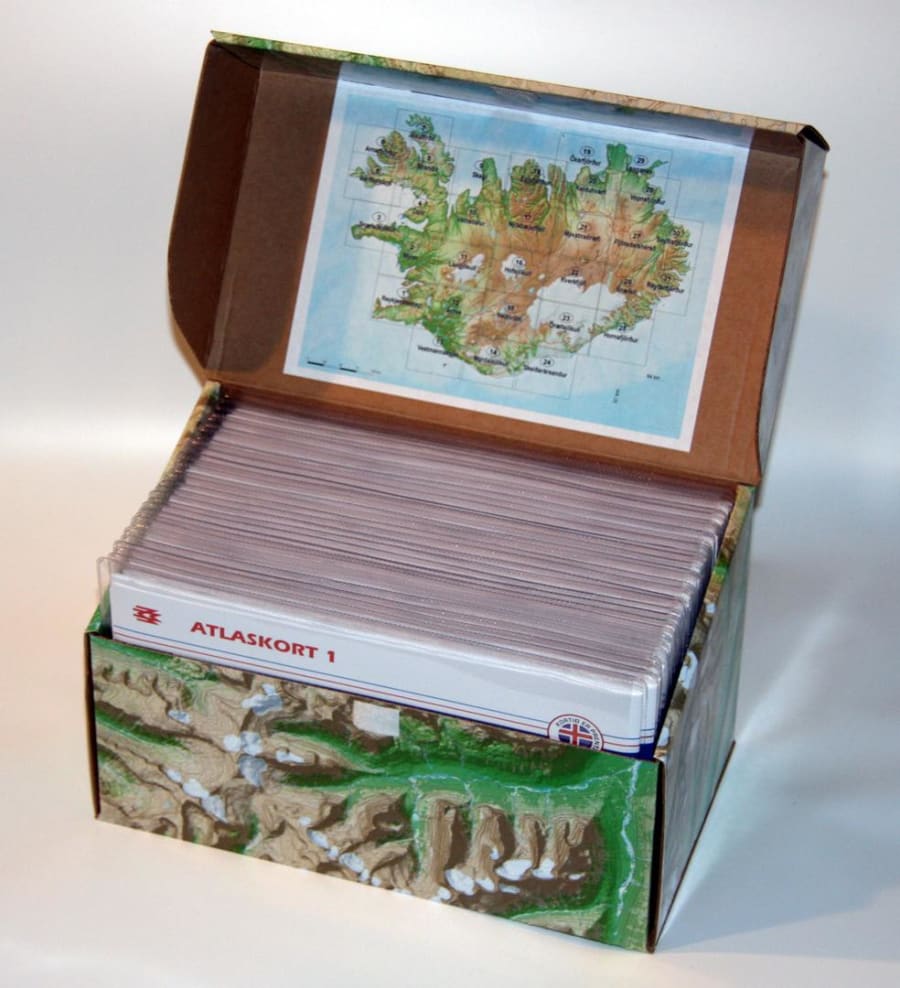 Atlaskort - askja með 31 korti í 1:100 000