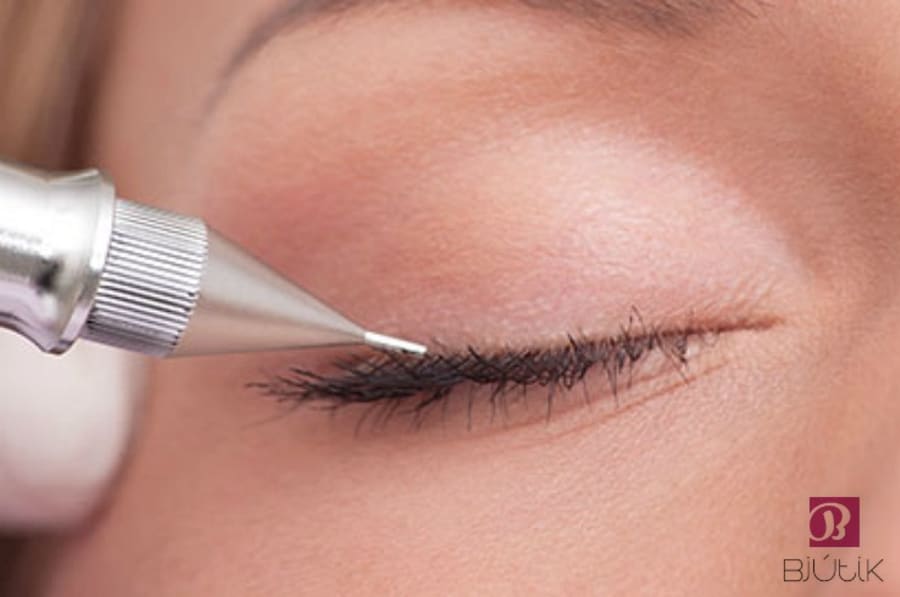 Varanleg förðun á augnlok (eye-liner tattoo) 