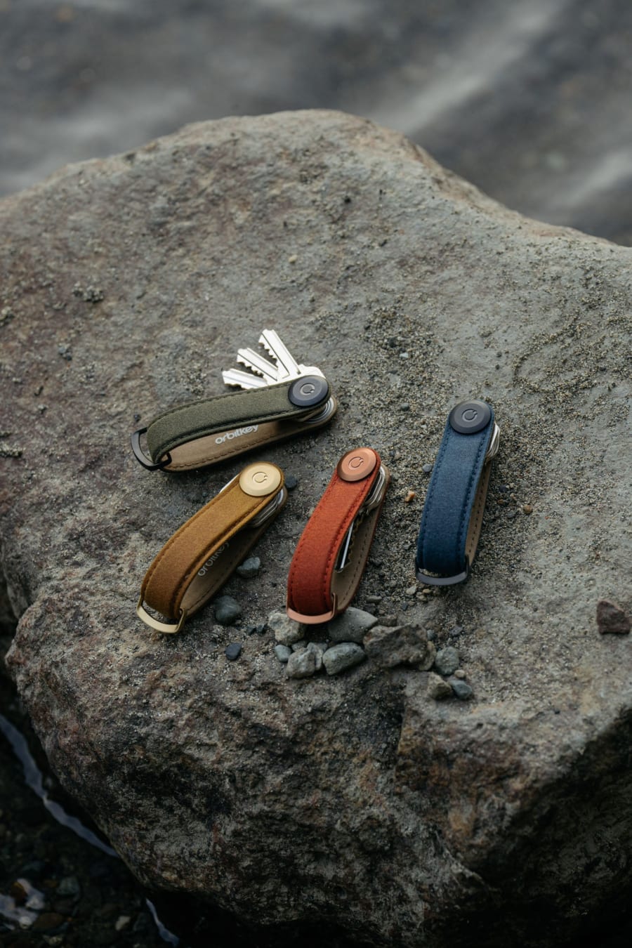 Orbitkey - Waxed Canvas - Brick Red