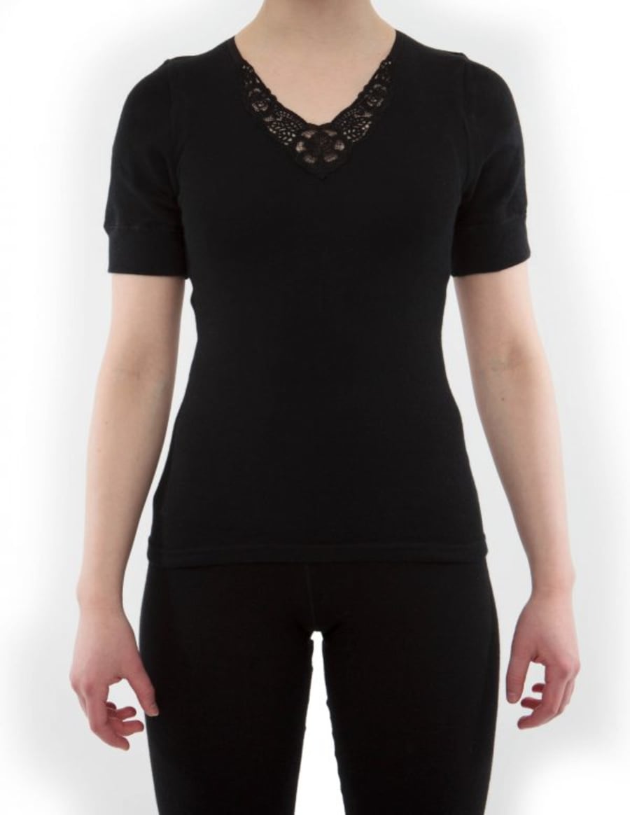 T-shirt with lace